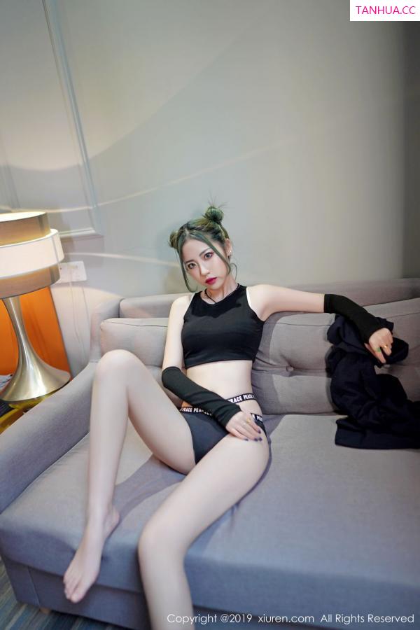 贾诗晗 小樱和 [XIUREN]高清写真图 2019.08.26 贾诗晗第27张图片